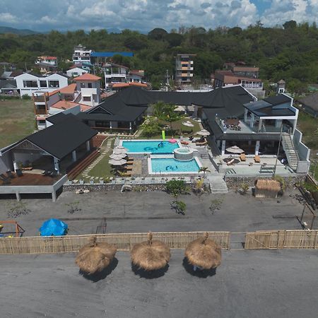 The Nordic House Hotel Bacnotan Ngoại thất bức ảnh